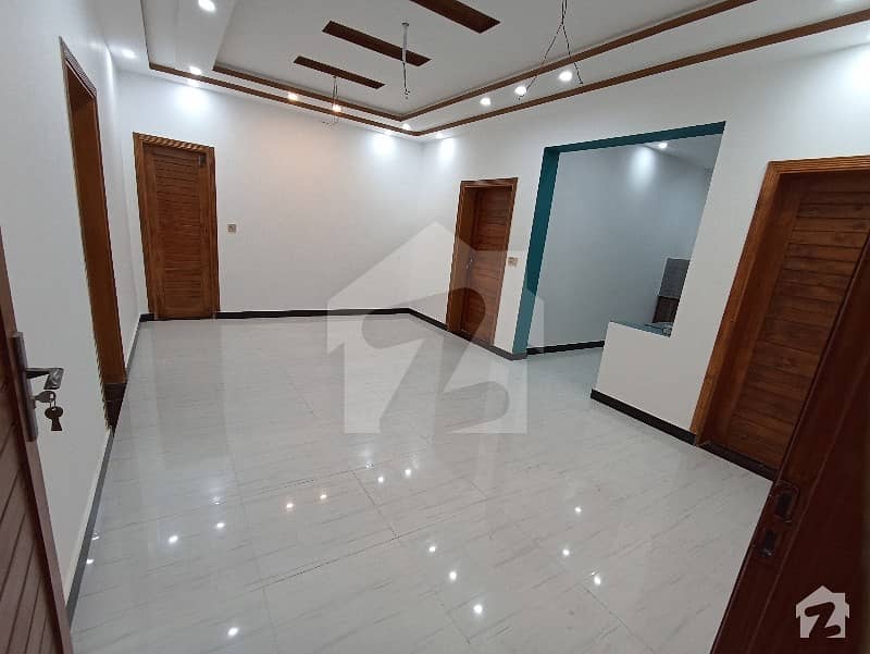 Centrally Located Upper Portion Available In Wapda Town For Rent
