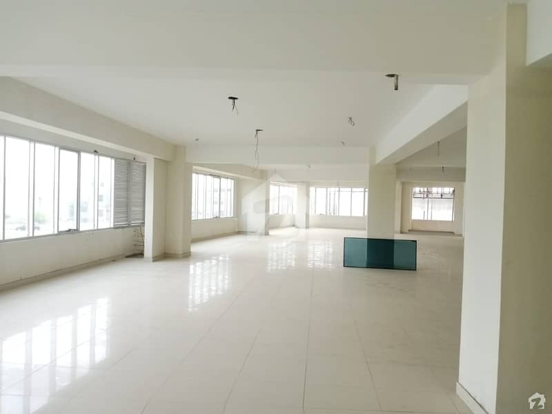 Brand New Building 1st Entry Commercial Building 5000 Sq feet Space Available On Rent