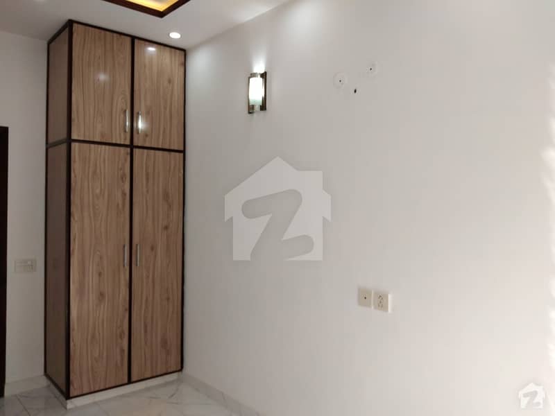 Ideal 3.5 Marla House Available In Shanghai Road, Lahore