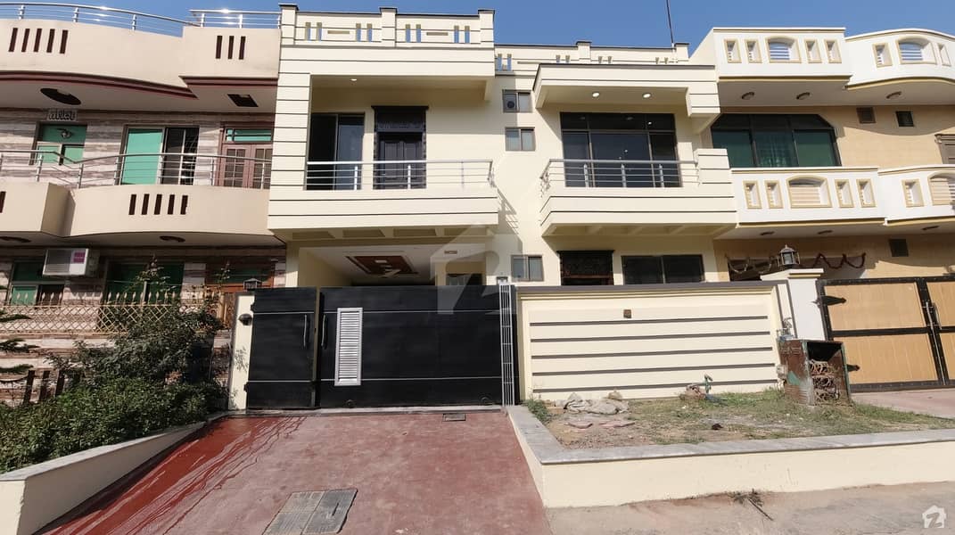 30x60 Double Storey House For Sale In G-13 Islamabad