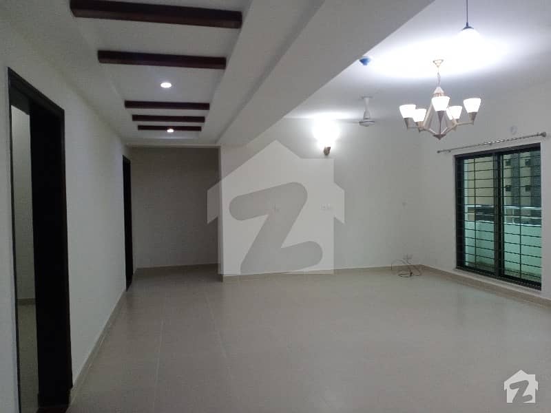 Ready To Buy A Flat 2475 Square Feet In Lahore