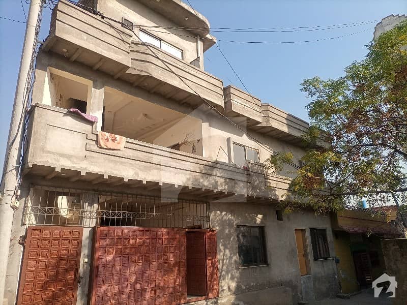 چٹھہ بختاور اسلام آباد میں 7 کمروں کا 9 مرلہ مکان 1.75 کروڑ میں برائے فروخت۔
