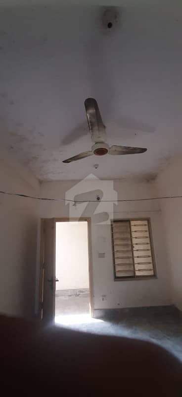 Room 180 Square Feet For Rent In Pakistan Town