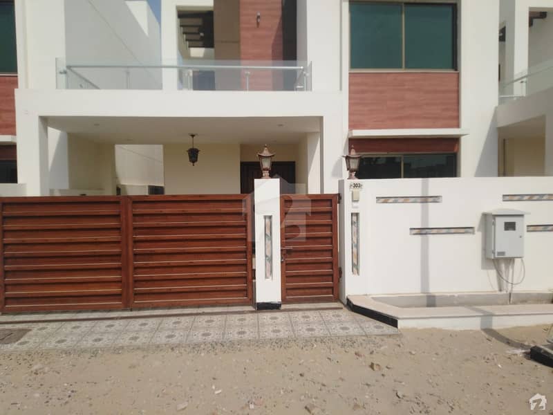 ڈی ایچ اے ڈیفنس - ولا کمیونٹی ڈی ایچ اے ڈیفینس بہاولپور میں 3 کمروں کا 12 مرلہ مکان 1.6 کروڑ میں برائے فروخت۔