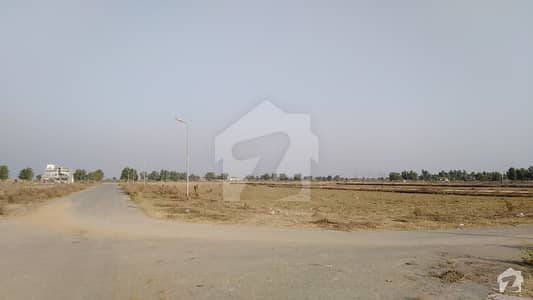 خیابان۔اے۔امین - بلاک ایس خیابانِ امین لاہور میں 1 کنال رہائشی پلاٹ 1.3 کروڑ میں برائے فروخت۔ خیابان۔اے۔امین - بلاک ایس خیابانِ امین لاہور میں 1 کنال رہائشی پلاٹ 1.3 کروڑ میں برائے فروخت۔