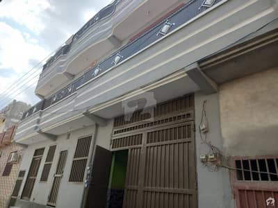 حکیم آباد نوشہرہ میں 7 کمروں کا 6 مرلہ مکان 1.2 کروڑ میں برائے فروخت۔