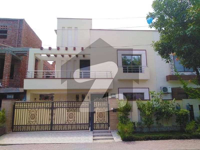 10 Marla Brand New House For  Sale In Bahria Town Lahore