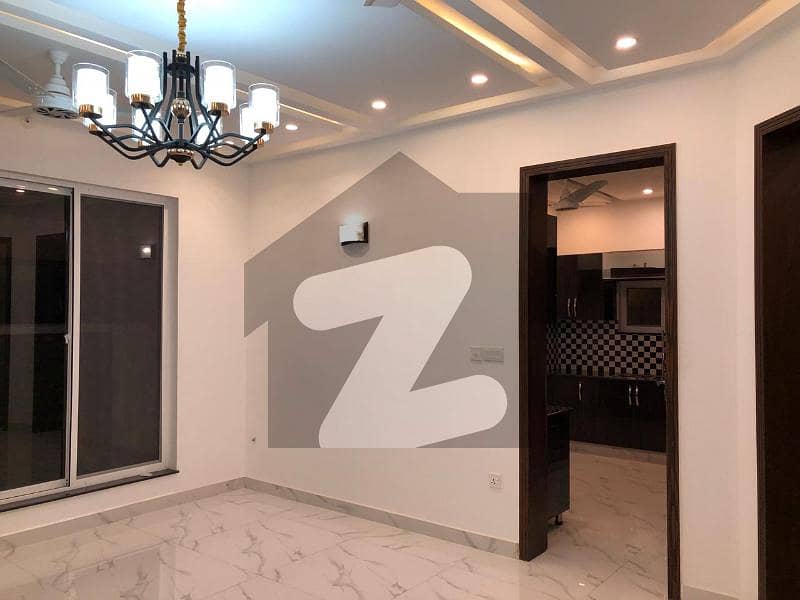 7.25 Marla House For Sale In Aamir Town
