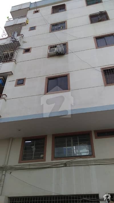 2 Bed Lounch Flat For Sale Ideal Location