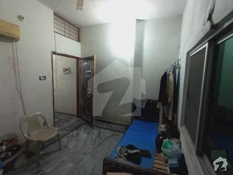 250 Square Feet Room For Rent In Firdous Market