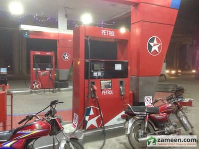 Islampura, 30 Marla, Near To M. a. o College,  Prime Location Petrol Pump For Sale