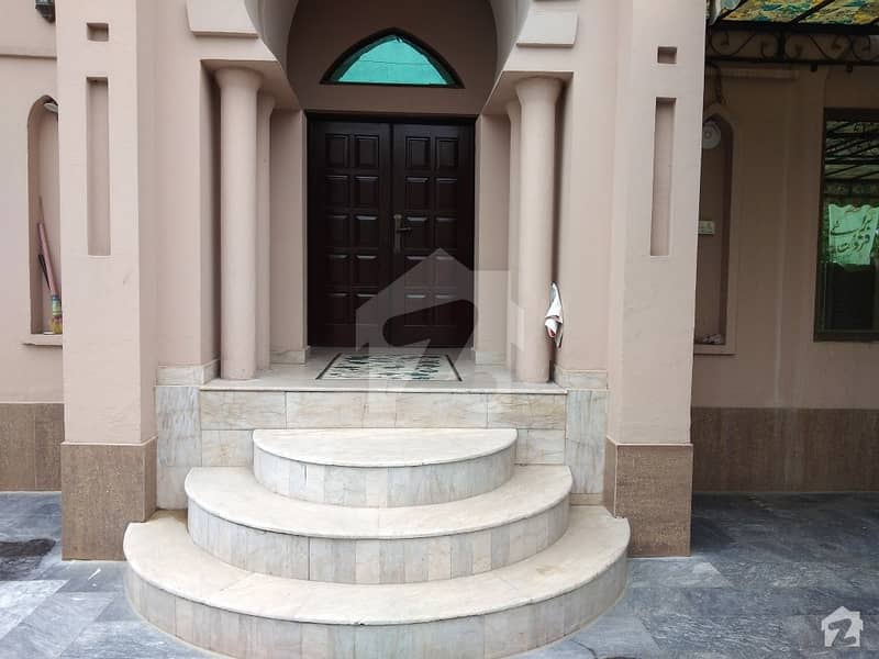 House 2 Kanal For Rent In DHA Defence