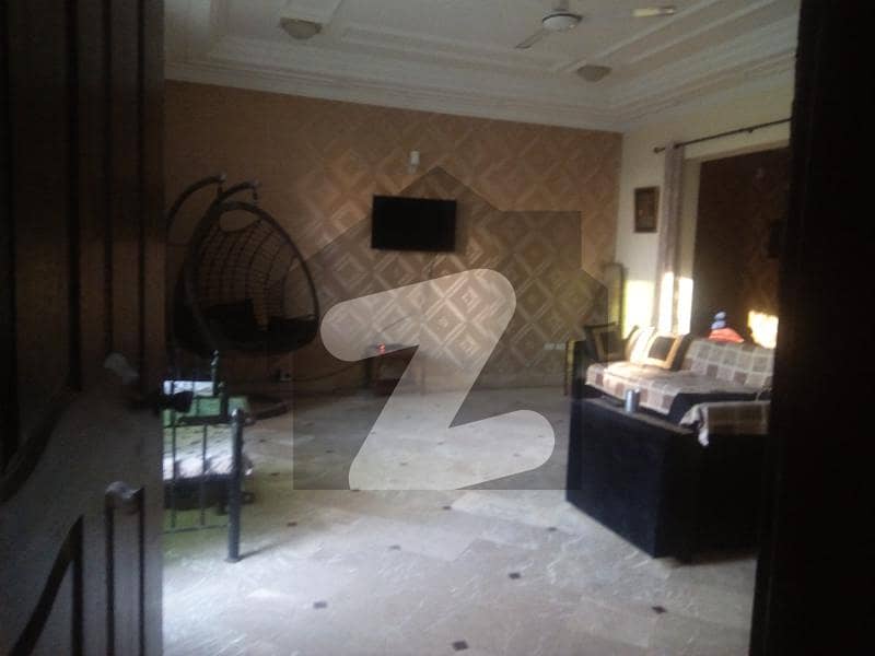 واپڈا ٹاؤن فیز 1 واپڈا ٹاؤن لاہور میں 6 کمروں کا 1 کنال مکان 1.45 لاکھ میں کرایہ پر دستیاب ہے۔
