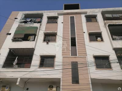 نارتھ ناظم آباد ۔ بلاک ایس نارتھ ناظم آباد کراچی میں 3 کمروں کا 5 مرلہ بالائی پورشن 75 لاکھ میں برائے فروخت۔