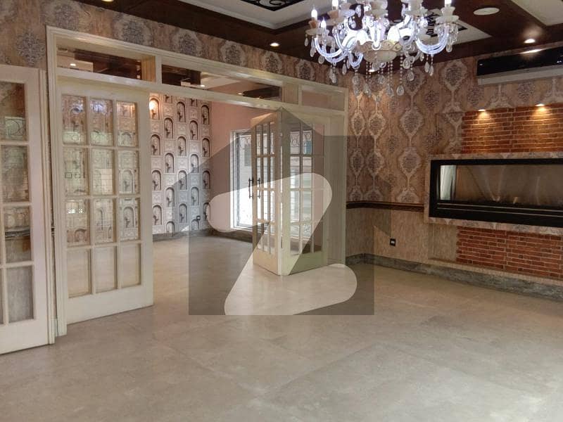 Upper Portion Available For Rent In Lahore