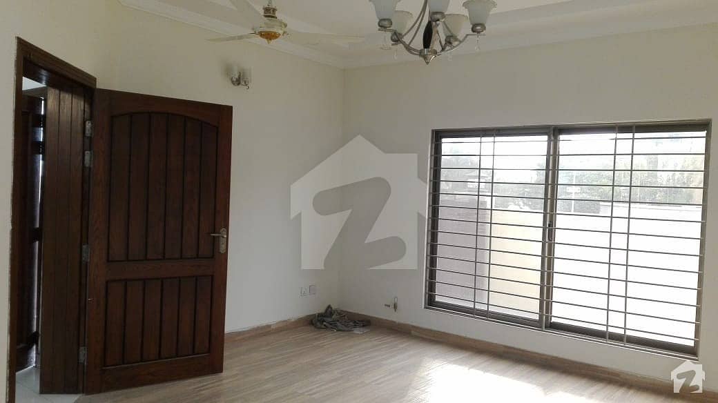 Ideal 9 Marla House Available In E-11, Islamabad