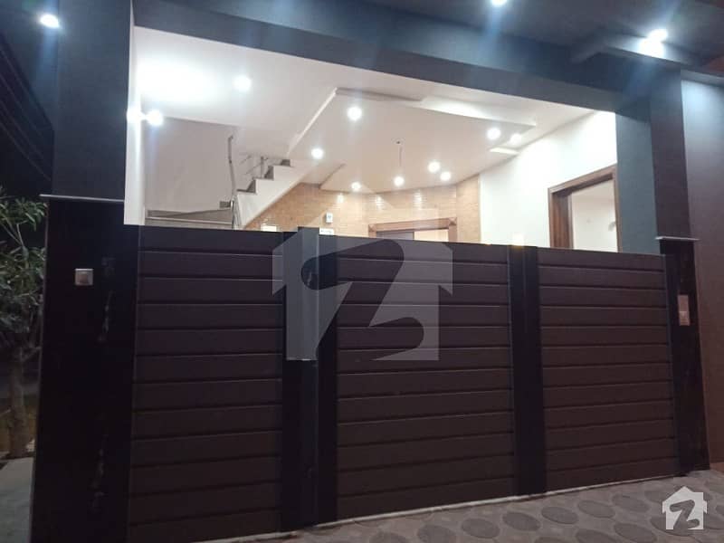 مکہ گارڈن فیصل آباد میں 3 کمروں کا 4 مرلہ مکان 1.2 کروڑ میں برائے فروخت۔