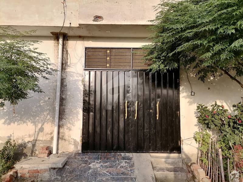 ایلیٹ ٹاؤن لاہور میں 2 کمروں کا 3 مرلہ مکان 24 لاکھ میں برائے فروخت۔