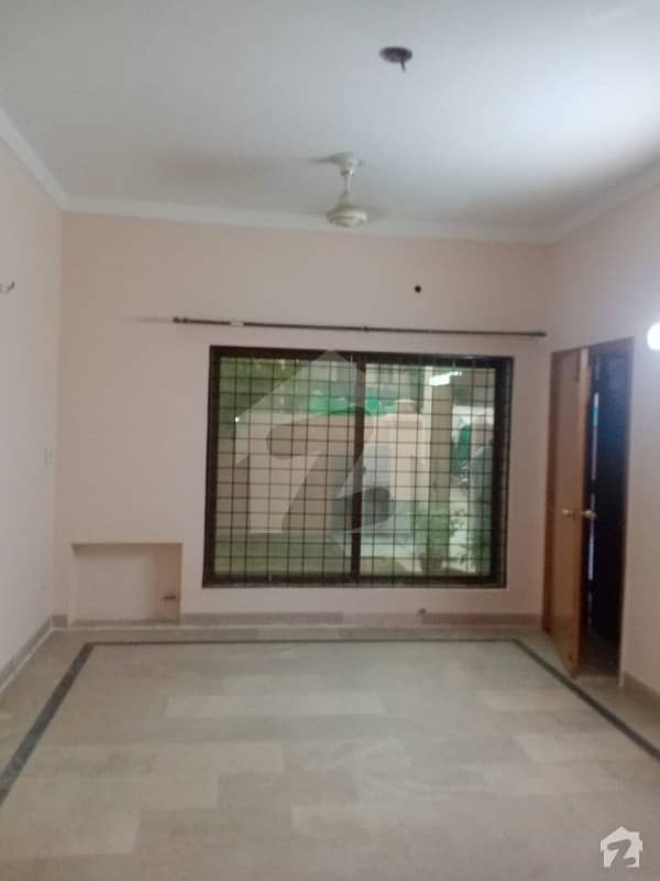 Johar Town Phase 2 House For Sale Sized 2700 Square Feet
