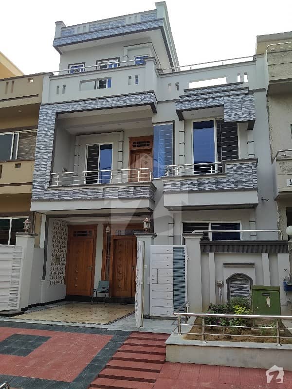 4 Marla Brand New House For Sale In G. 13/1