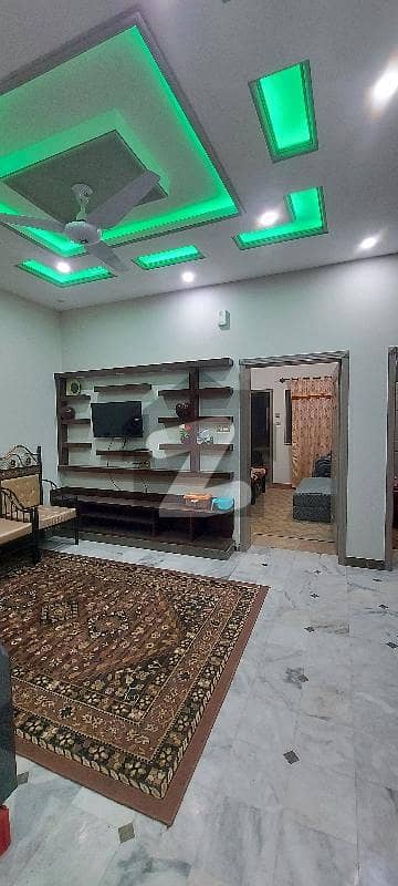 رزاق ٹاؤن چکراروڈ راولپنڈی میں 2 کمروں کا 4 مرلہ مکان 65 لاکھ میں برائے فروخت۔