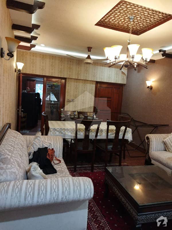 نارتھ ناظم آباد ۔ بلاک اے نارتھ ناظم آباد کراچی میں 3 کمروں کا 7 مرلہ فلیٹ 1.55 کروڑ میں برائے فروخت۔