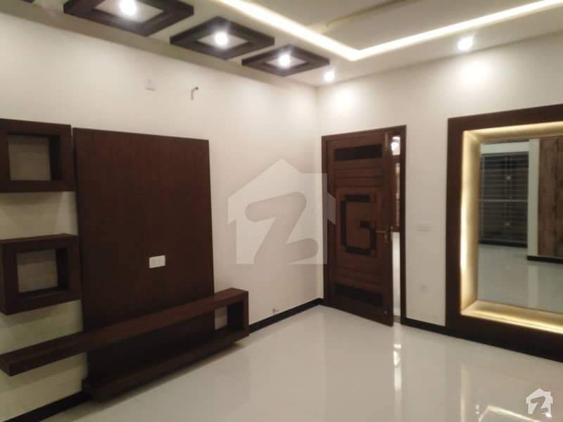 To Sale You Can Find Spacious House In PCSIR Housing Scheme