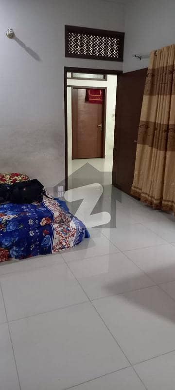 لکھنؤ سوسائٹی کورنگی کراچی میں 9 کمروں کا 4 مرلہ مکان 10 ہزار میں کرایہ پر دستیاب ہے۔