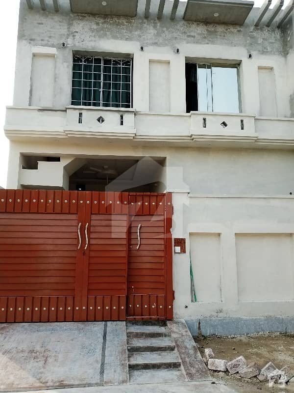 چنار باغ ۔ جھلم بلاک چنار باغ لاہور میں 3 کمروں کا 5 مرلہ مکان 85 لاکھ میں برائے فروخت۔