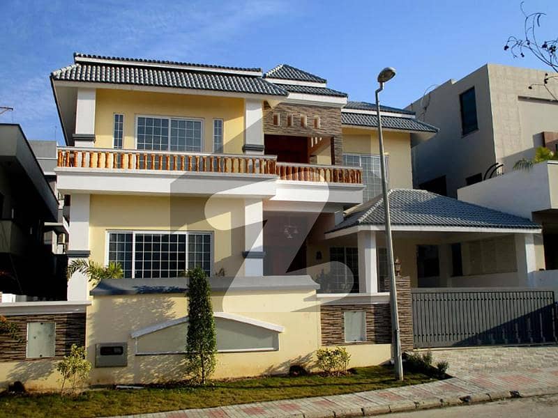 300 yards Houses Villa in DHA CITY KARACHI on Installments DHA Karachi