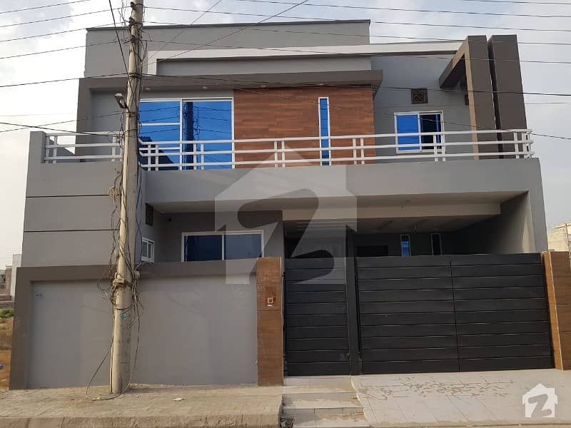 7 Marla House Available At Very Good Location