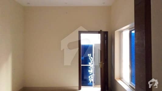 النور گارڈن فیصل آباد میں 3 کمروں کا 3 مرلہ مکان 90 لاکھ میں برائے فروخت۔