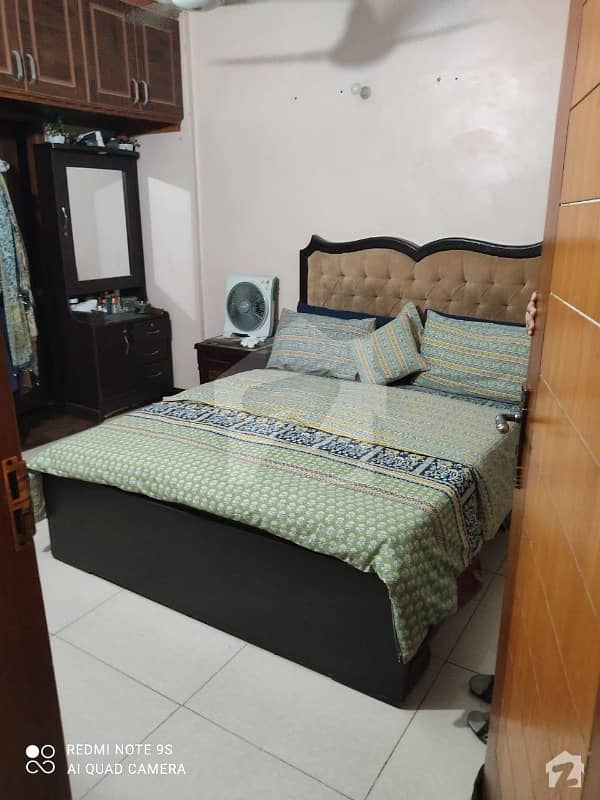 1st Floor  3 Bed D/d Flat For Sell Block 12 Gulistan E Johar