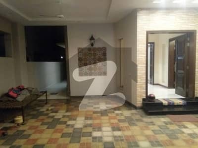 ڈی ایچ اے فیز 2 - بلاک کیو فیز 2 ڈیفنس (ڈی ایچ اے) لاہور میں 6 کمروں کا 1 کنال مکان 2.25 لاکھ میں کرایہ پر دستیاب ہے۔ ڈی ایچ اے فیز 2 - بلاک کیو فیز 2 ڈیفنس (ڈی ایچ اے) لاہور میں 6 کمروں کا 1 کنال مکان 2.25 لاکھ میں کرایہ پر دستیاب ہے۔