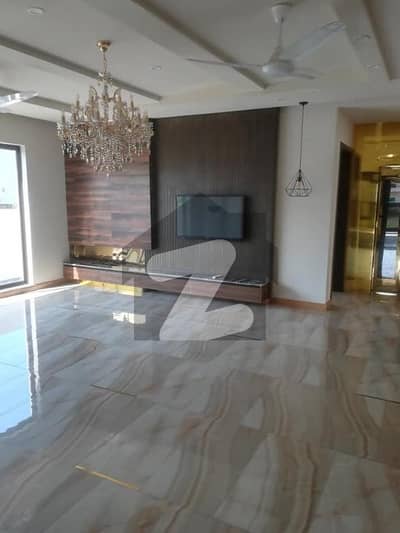 10 Marla Beautifu Upper Portion For Rent Near Dha Phase 4 At Prime Location