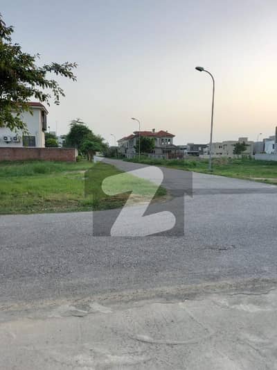 ڈی ایچ اے فیز 7 - سی سی اے 4 ڈی ایچ اے فیز 7 ڈیفنس (ڈی ایچ اے) لاہور میں 16 مرلہ کمرشل پلاٹ 13 کروڑ میں برائے فروخت۔ ڈی ایچ اے فیز 7 - سی سی اے 4 ڈی ایچ اے فیز 7 ڈیفنس (ڈی ایچ اے) لاہور میں 16 مرلہ کمرشل پلاٹ 13 کروڑ میں برائے فروخت۔