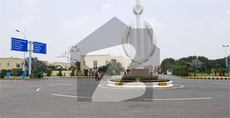 G6 Block 8 Marla Developed Commercial Plot Ideal Location is Available For Sale in Phase 4 Bahria Orchard Lahore