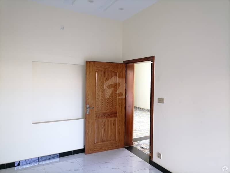 Ideally Located Flat For Sale In GT Road Available