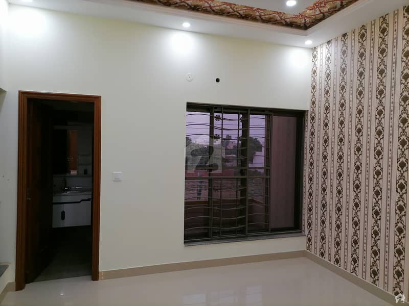 نشیمنِ اقبال فیز 2 نشیمنِ اقبال لاہور میں 6 کمروں کا 1 کنال مکان 3.65 کروڑ میں برائے فروخت۔