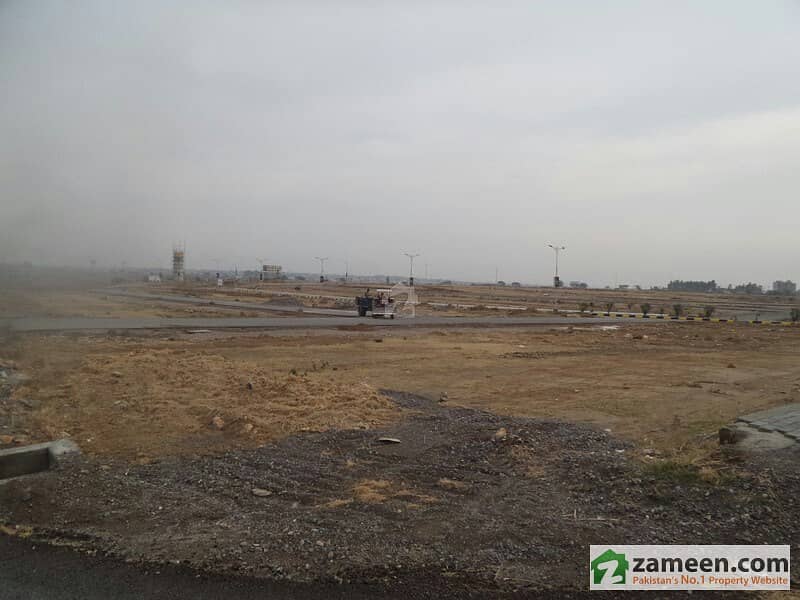 Residential Ideal Location Plot For Sale In Shalimar Town