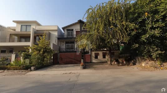 Renovated Double Storey With Extra Land House Is Available For Sale In G-10/2 Islamabad Renovated Double Storey With Extra Land House Is Available For Sale In G-10/2 Islamabad