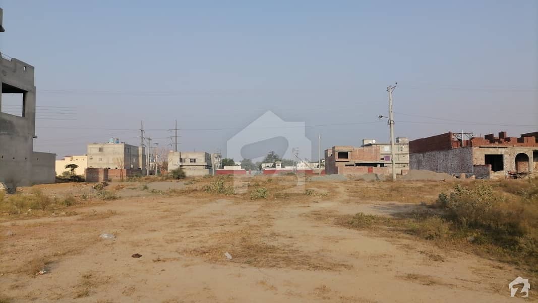 Kanal Plot 191 Block F At 120 Ft Road For Sale At Hot Location