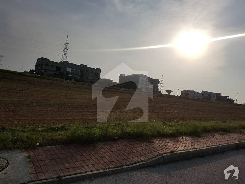 10 Marla Plot In G Block Phase 8 Bahria Town Rawalpindi