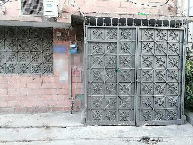 Well-constructed House Available For Sale In Allama Iqbal Town