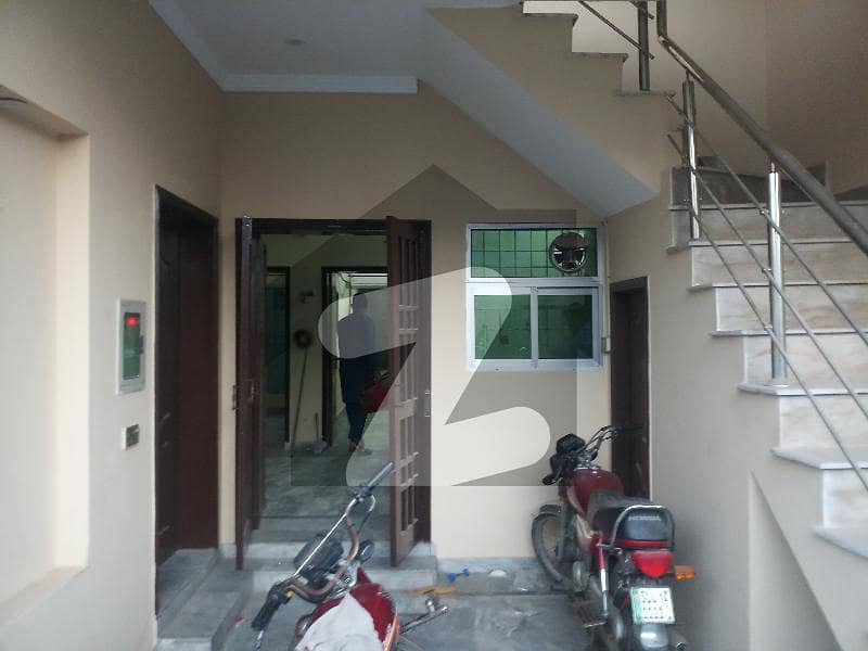 Upper Portion Of 5 Marla With Gas Option Available For Rent In Block B Canal Garden