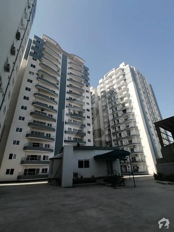 2400 Square Feet Flat Is Available In Affordable Price In Capital Residencia