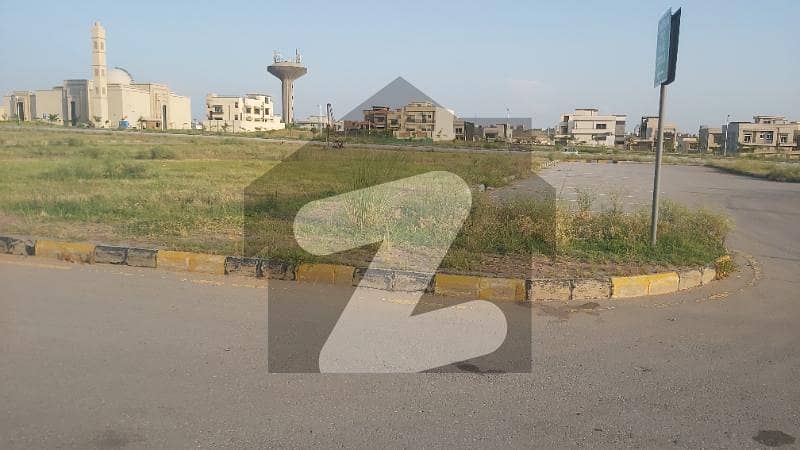 5 Marla Residential Plot no 431 Possession Utility Paid in M Block Bahria Town phase 8 RWP