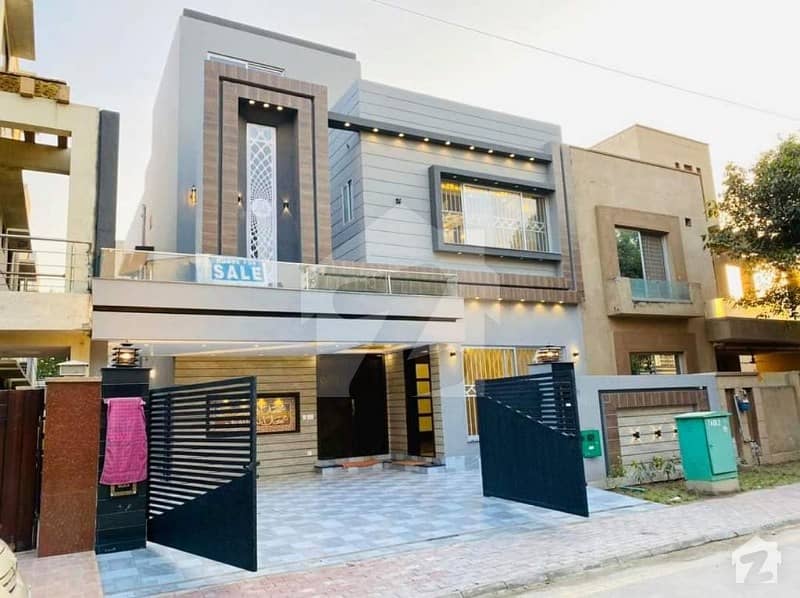 10 Marla Brand New House For Original Pictures Attach Bahria Town Lahore