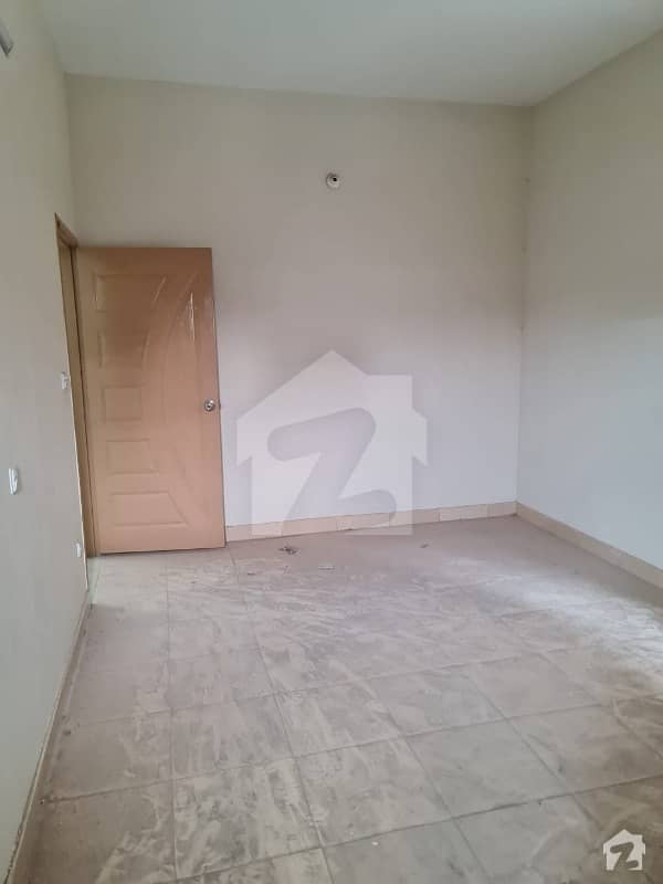 3 Room 2 Bathroom Gallery Flat For Sale