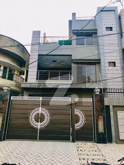 8.50 Marla Brand New Beautiful Triple Storey House On Sale Samnabad Lahore Pakistan